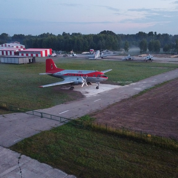 Контакты. Авиационная техника для кино, рекламы и фотосессий