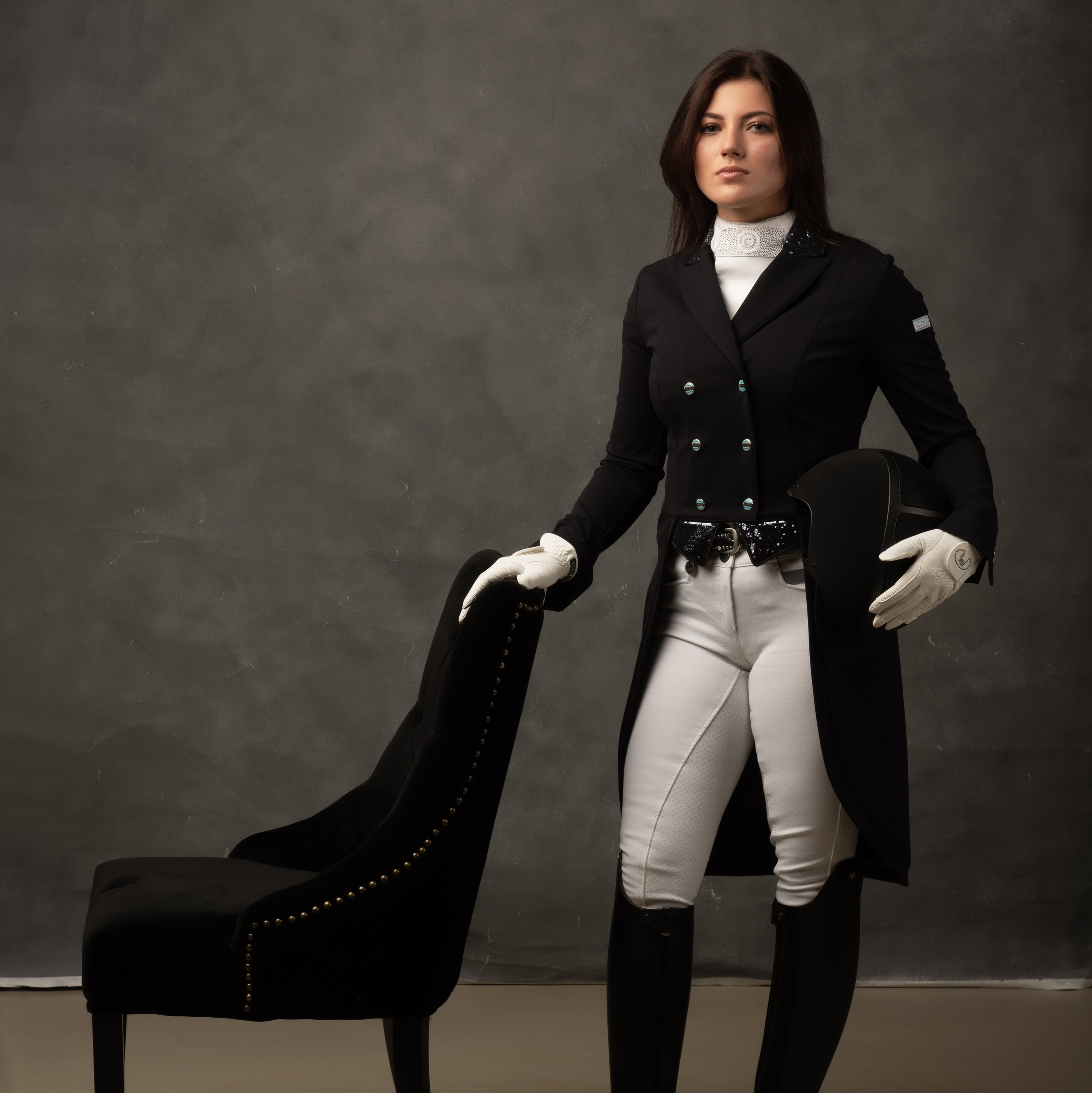 Портретная съемка, портрет конника, портрет всадника, конный спорт, спортсмен по конному спорту, выездка, конкур, проект, съемка проекта, фотография, групповой портрет, фотограф спб, портретный фотограф спб, студийная съемка, фотосессия недорого, фотограф спб, недорого фото съемка в студии, профессиональный фотограф