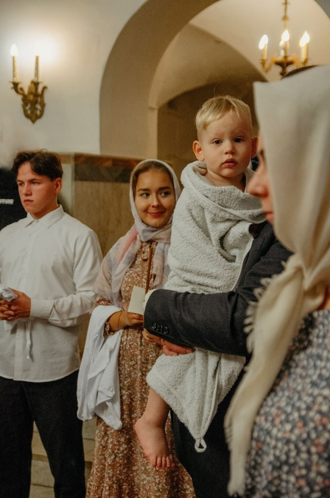 Подготовка к крещению. Детский-Семейный фотограф Пермь