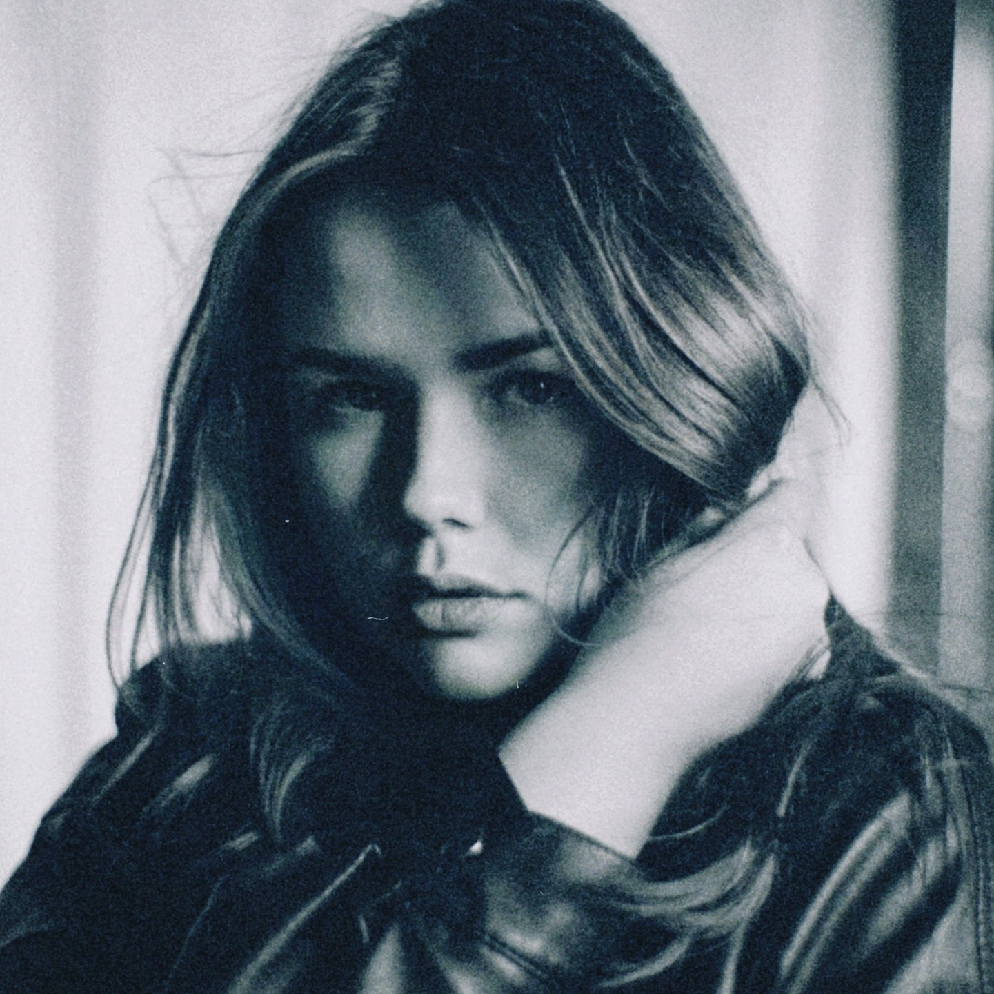 Контакты. Свадебный фотограф в Москве Лиза Бужинская