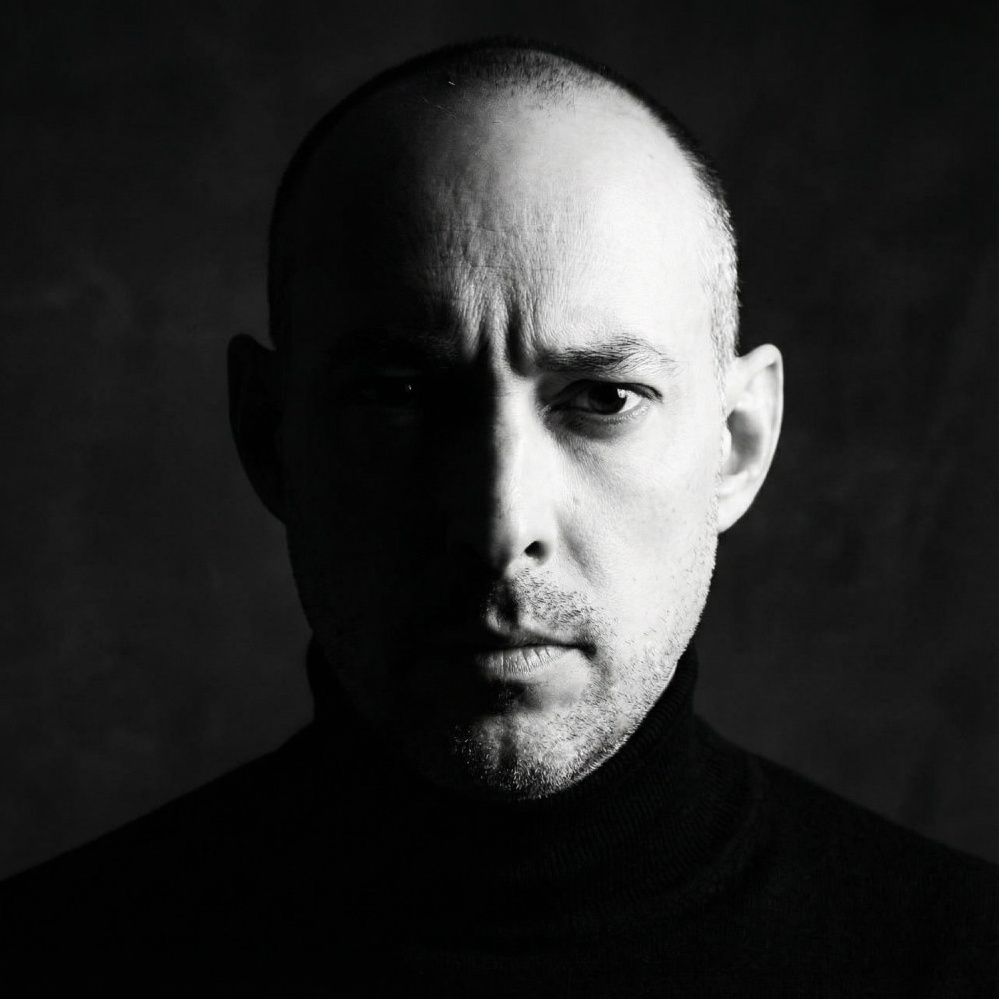 Обо мне. В Нейросети. Фото. Видео. Музыка. Креатив