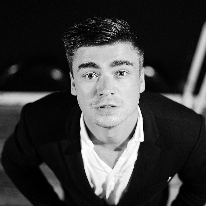 Контакты. Фотограф в Челябинске Антон Акулов