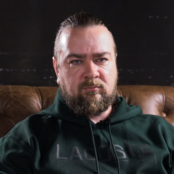 Деловой портрет для женщин и мужчин. Портретный фотограф Павел Бахирев. Москва