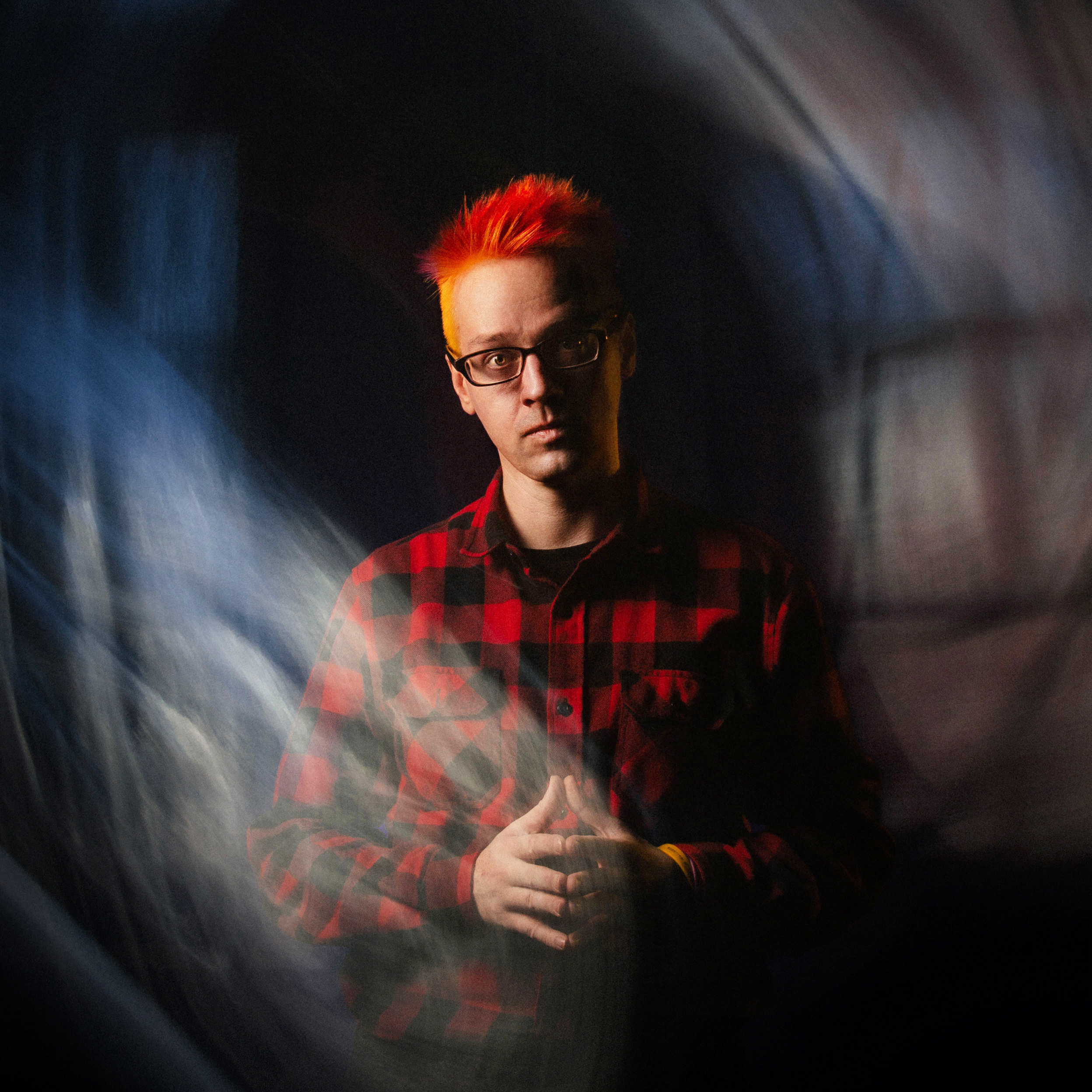 Социофобушек, фотографирует социофобушков. Фотограф в Санкт-Петербурге