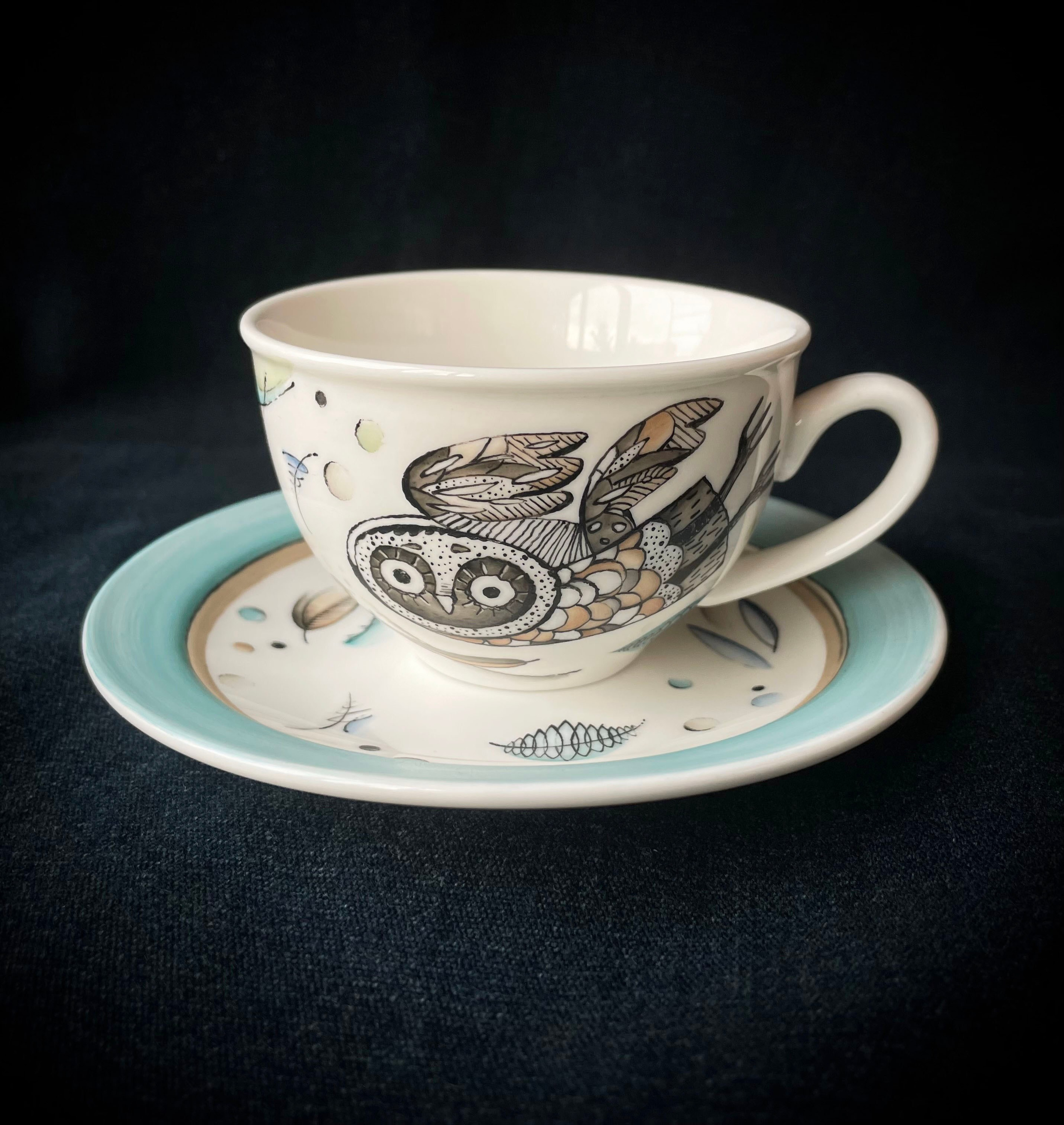 Монограмма, каллиграфия на фарфоре. Костяной фарфор ИФЗ. Каллиграфия на фарфоре в Санкт-Петербурге