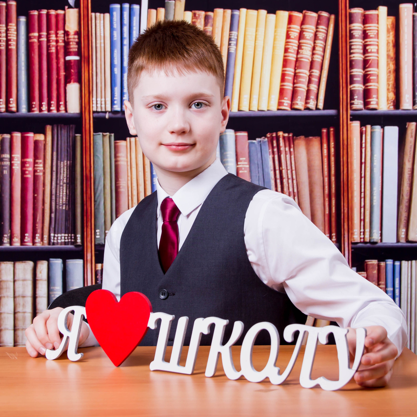 Меню. Выпускные альбомы на заказ Нягань (фотокнигиназаказнягань)