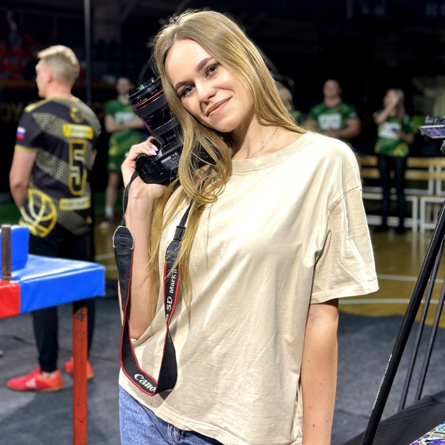 Контакты. Спортивный фотограф, трансляция, звук и свет в Новосибирске