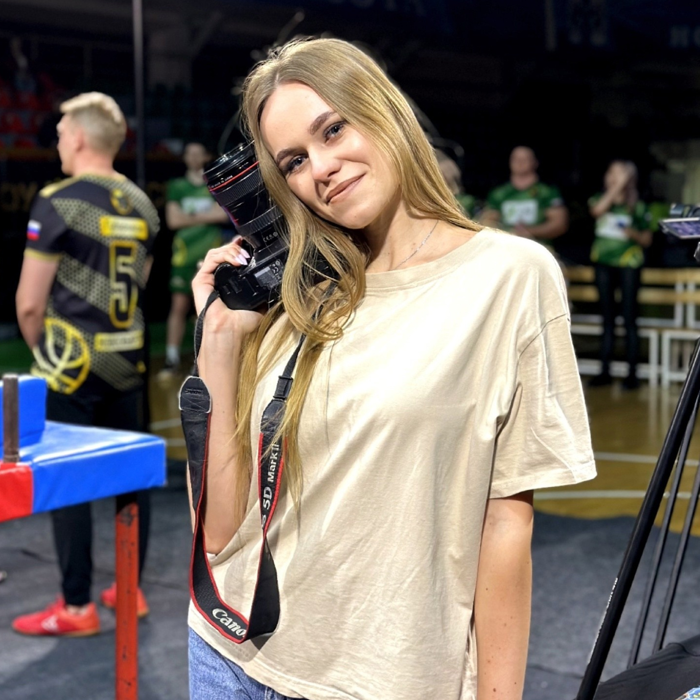 Контакты. Спортивный фотограф, трансляция, звук и свет в Новосибирске