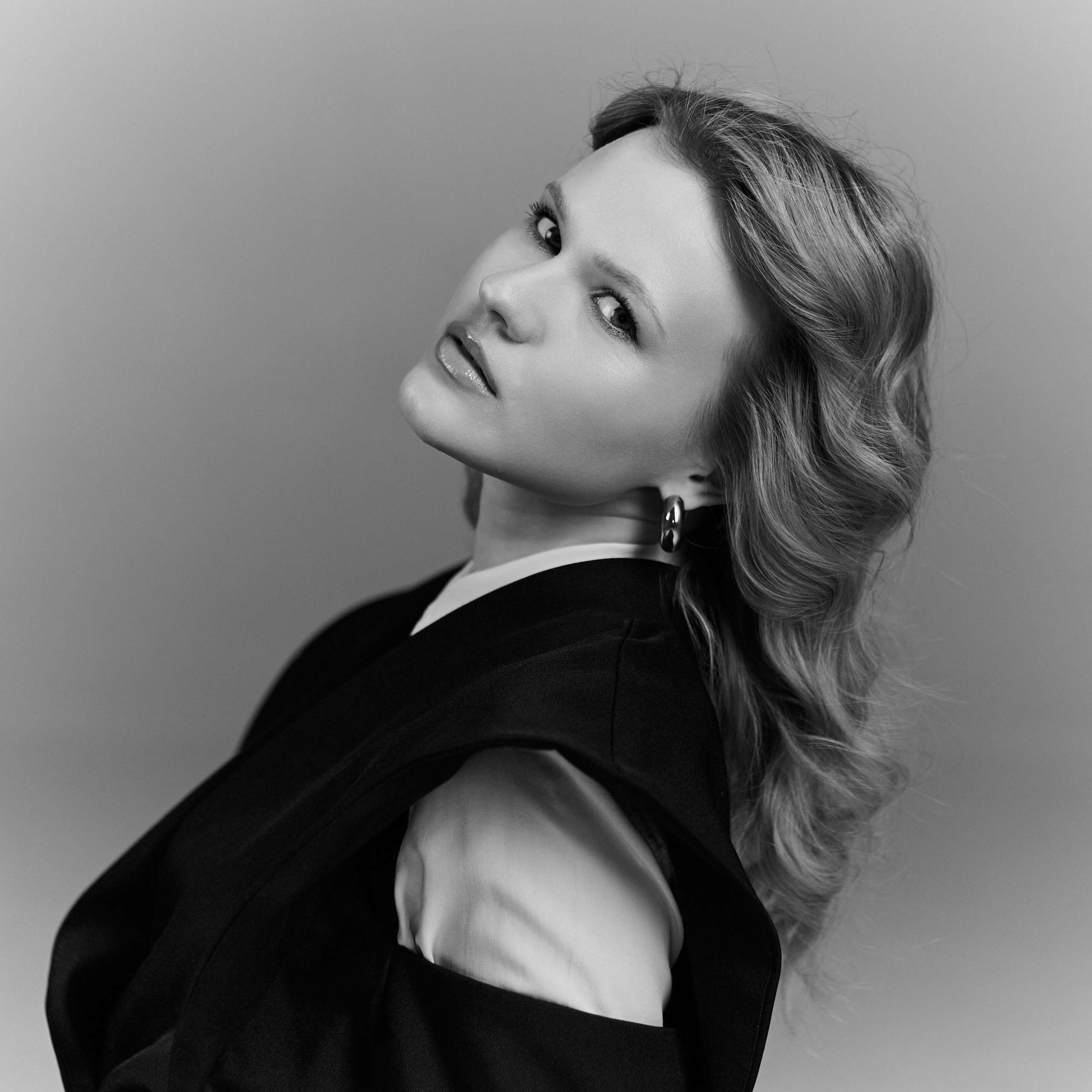 Контакты. Фотограф Валерия Шубина