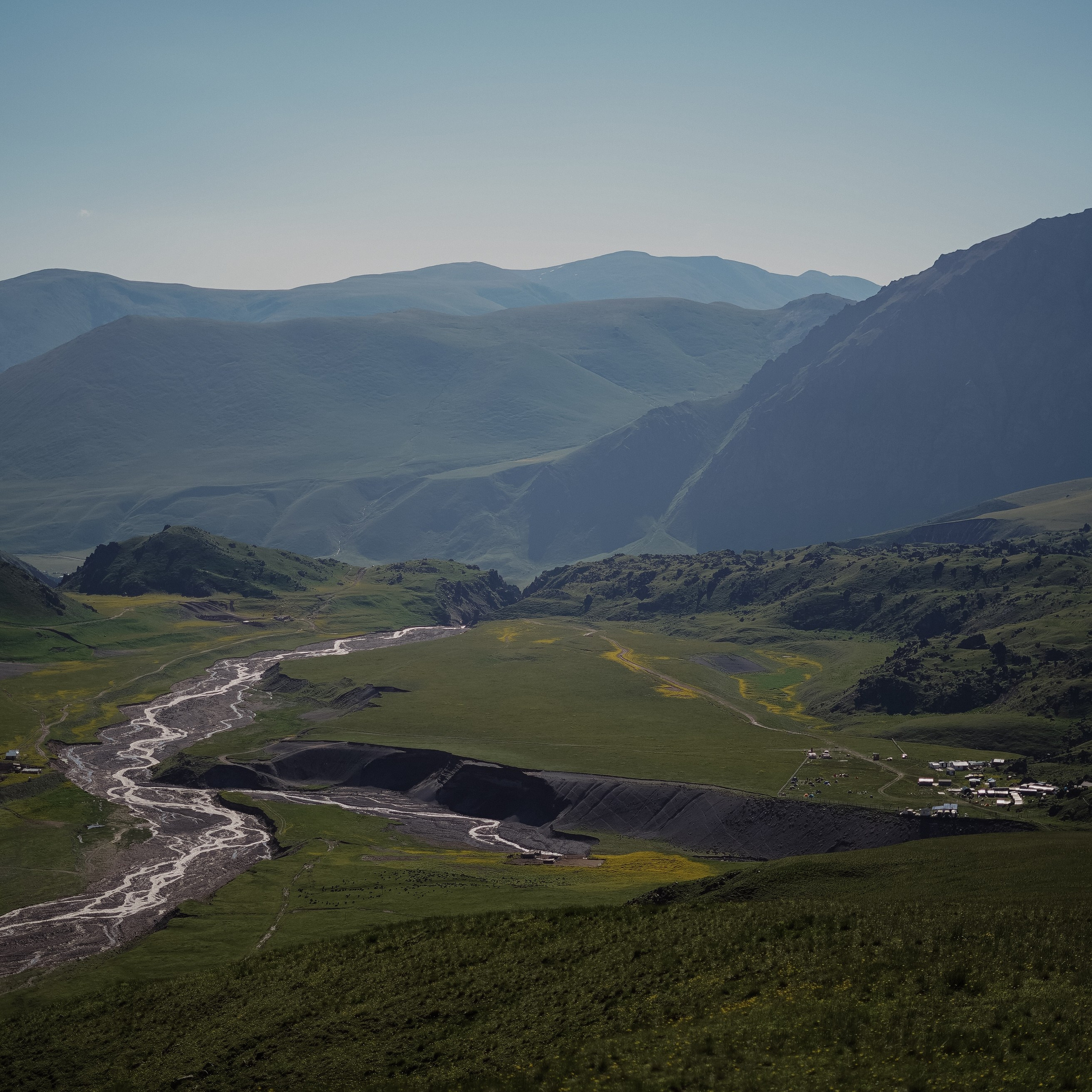Треккинговые маршруты в Приэльбрусье. Фотограф Ольга Пучкова