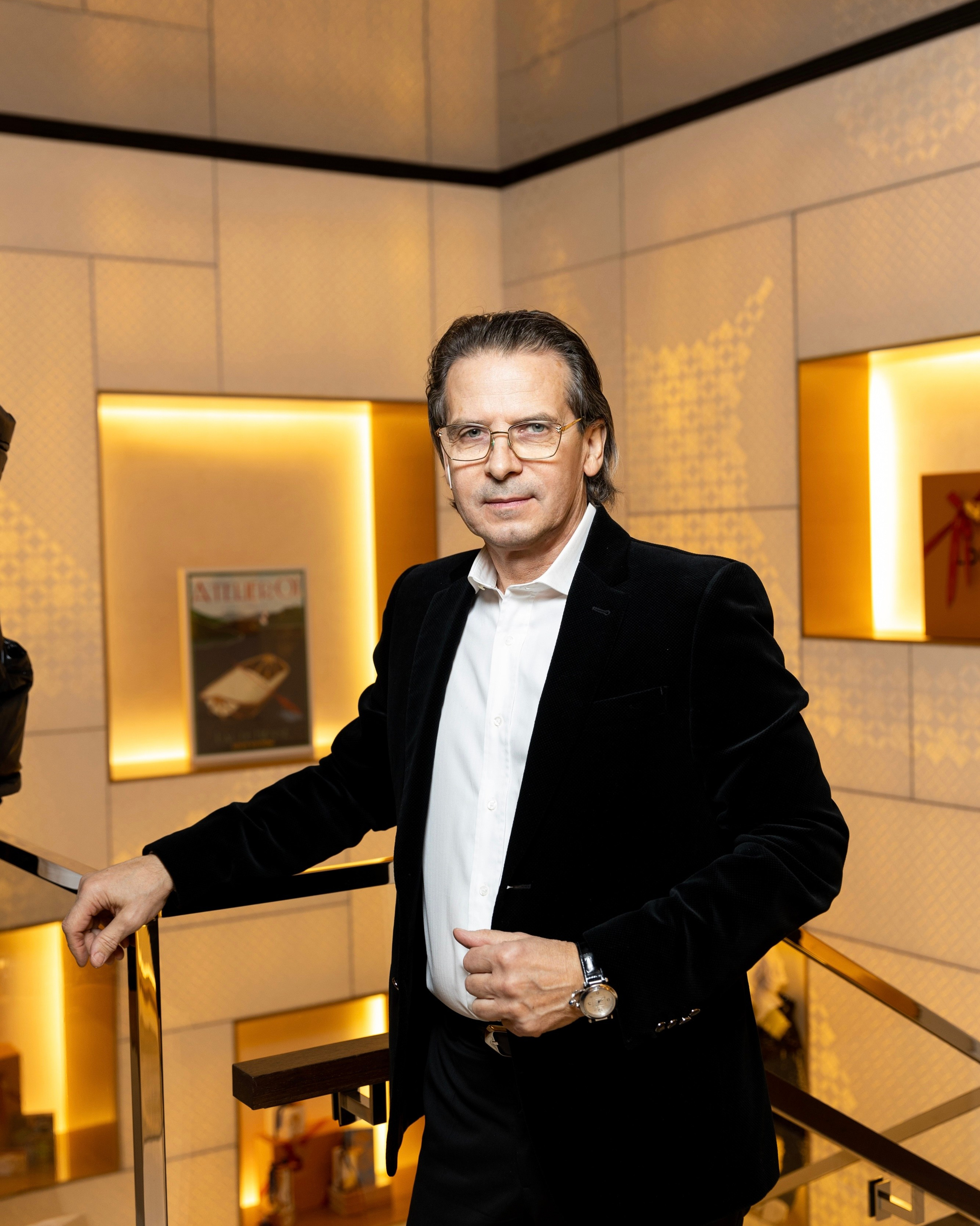 Authentication. RELUXE-ATELIER
