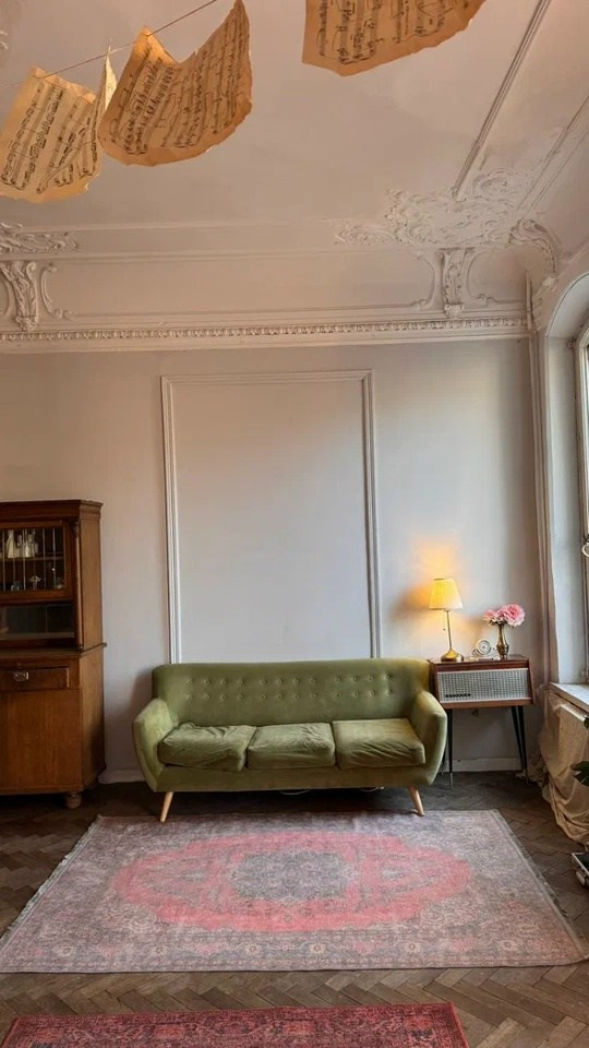 Фотозалы в атмосфере старого фонда. Портретный и семейный фотограф в Санкт-Петербурге Чугунова Анастасия