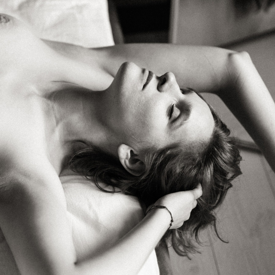 Услуги. Фотосессия в белье и ню в Москве. Фотограф Нелля Ядовитая