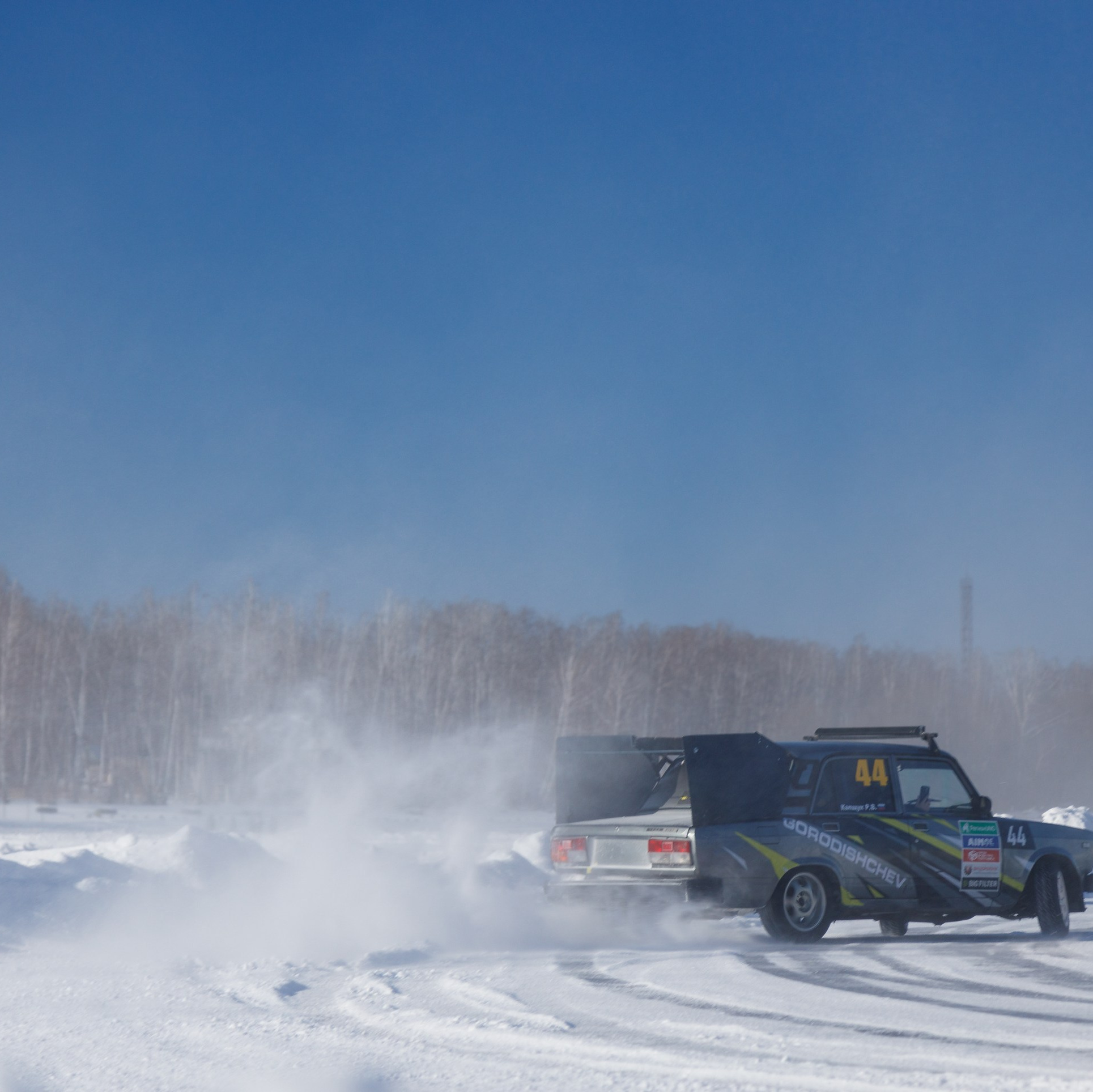 Студия коммерческой съемки ХВОЯ