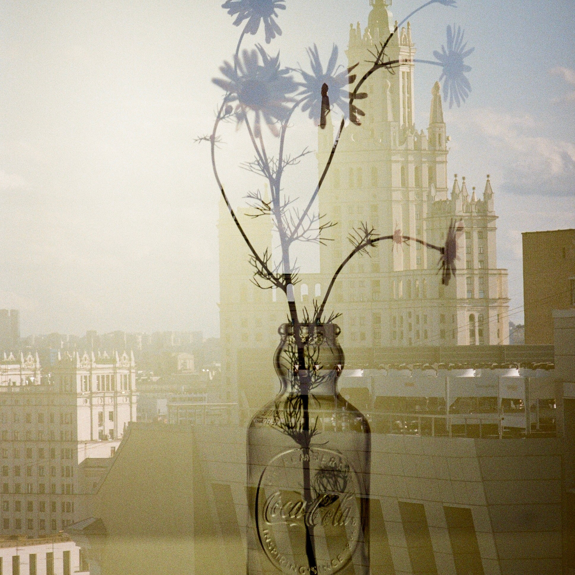 «Лето в городе». Фотовыставки serebro.gallery, в которых автором можешь стать ты! | Москва