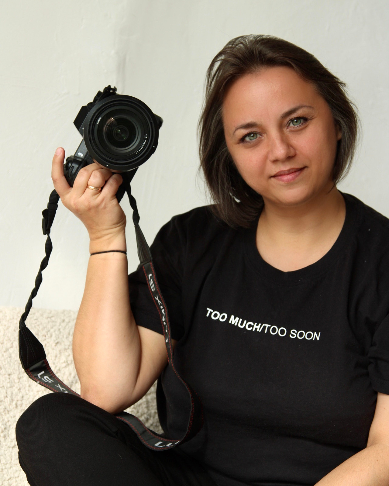 Контакты. Фотосессия в Спб в студии, фотограф Панютина Марина