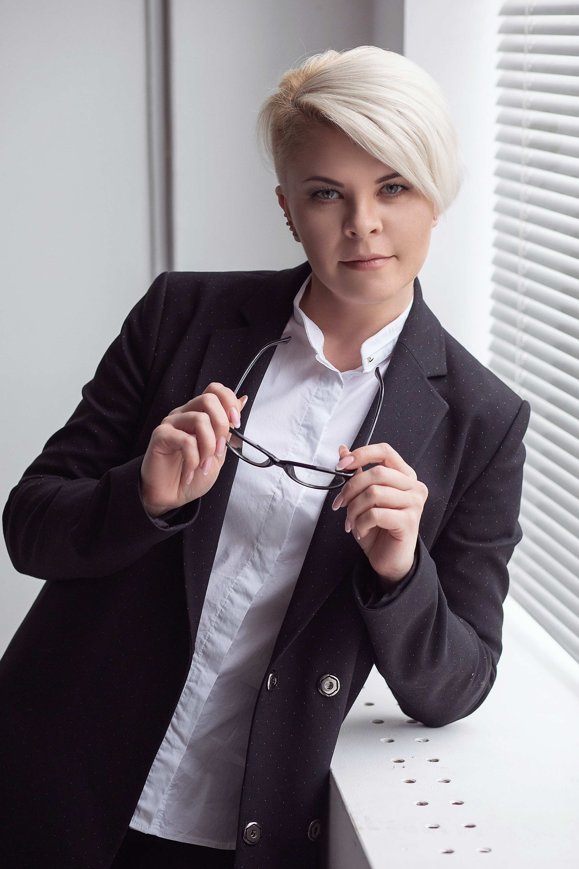 Контакты. Фотограф Елена Лагода