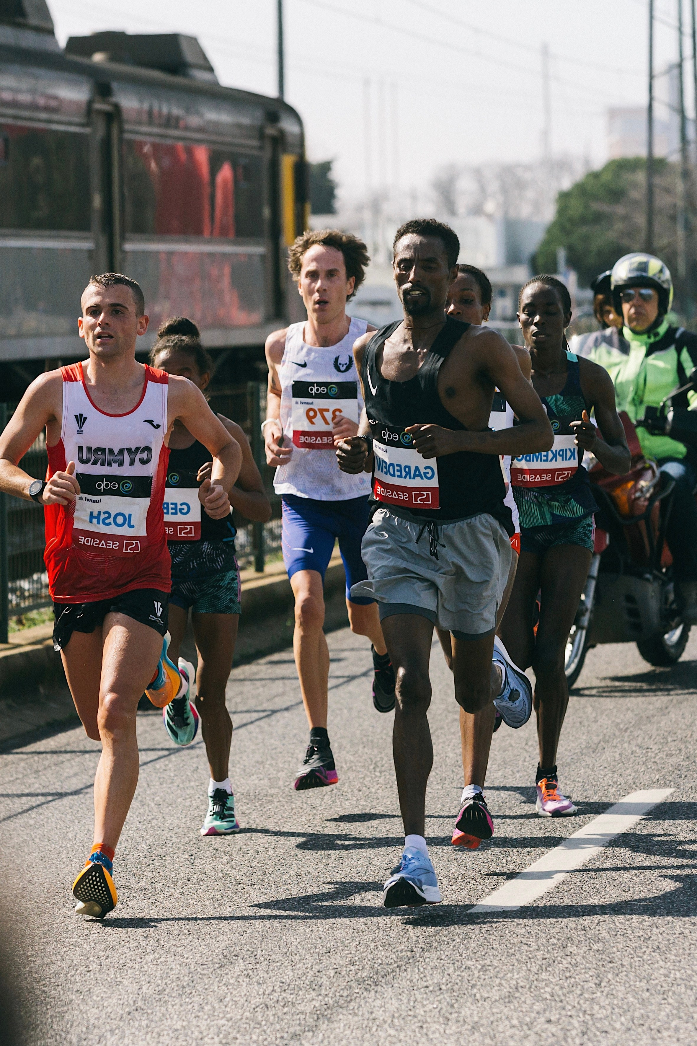 Price. Nadya Manannikova