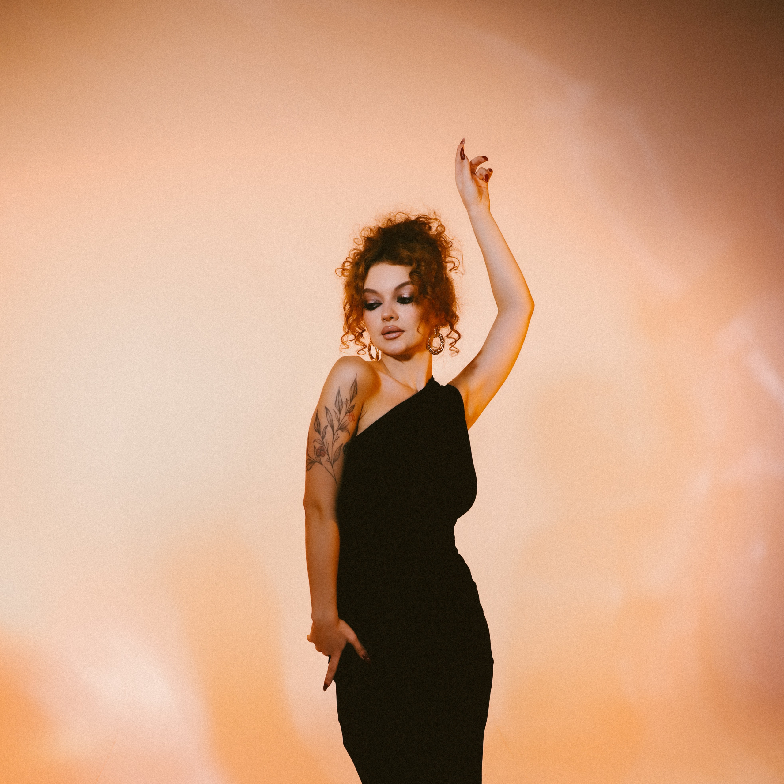 Мои услуги и съёмки: Концерты, Репортажи, Бренды, Пары. Профессиональный фотограф звезд, концертов и спортивных событий