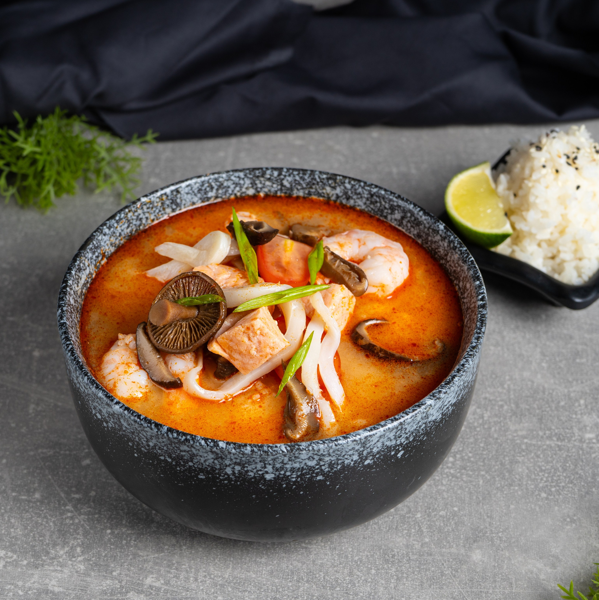 Контакты. Предметный и фуд-фотограф в Калининграде Надя Николаева