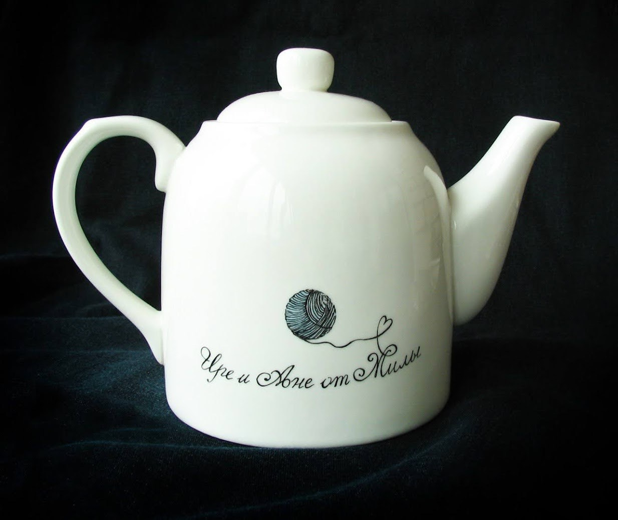 Памятная надпись на фарфоре. Роспись фарфора в Санкт-Петербурге.