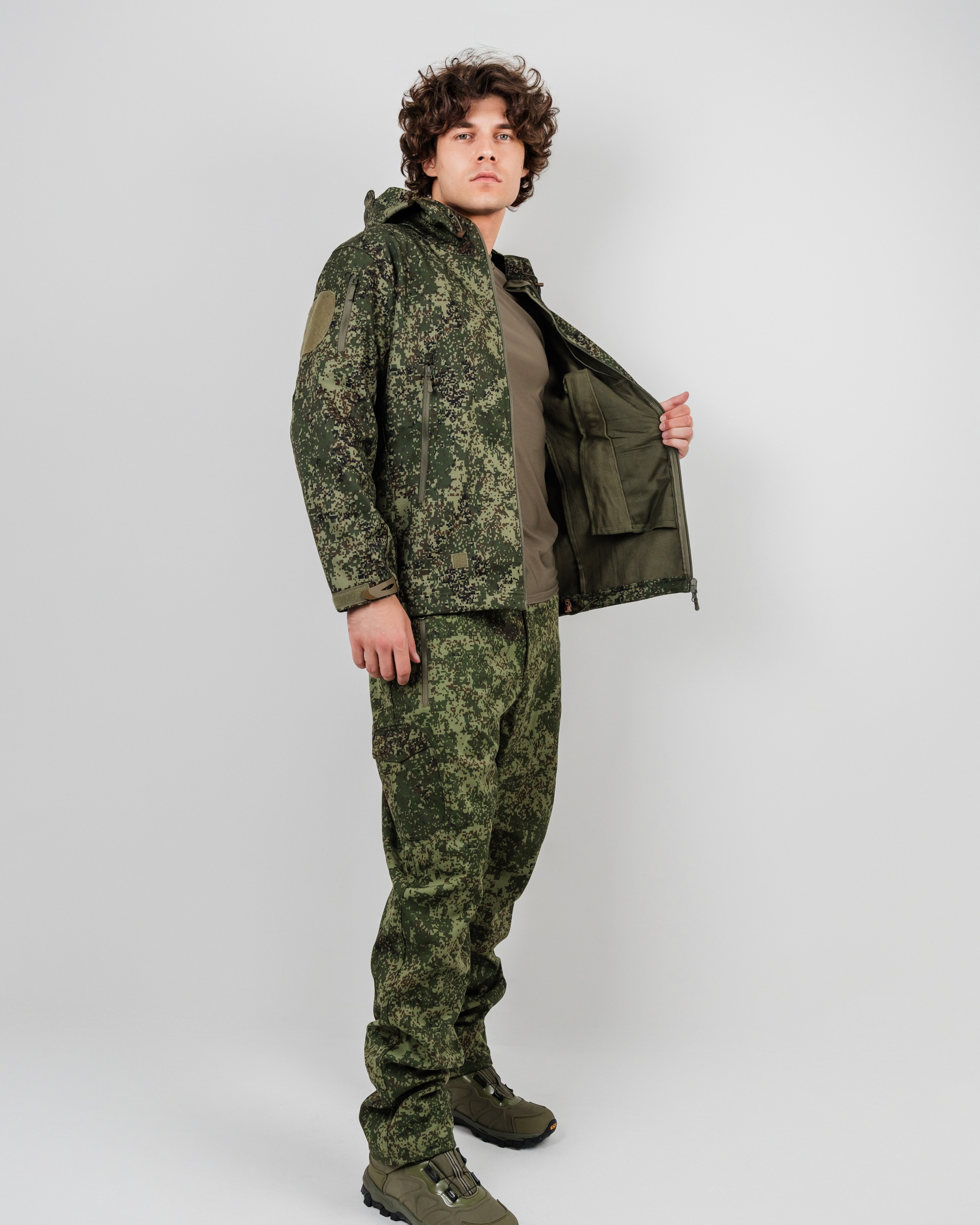 Лев Лекомцев модель