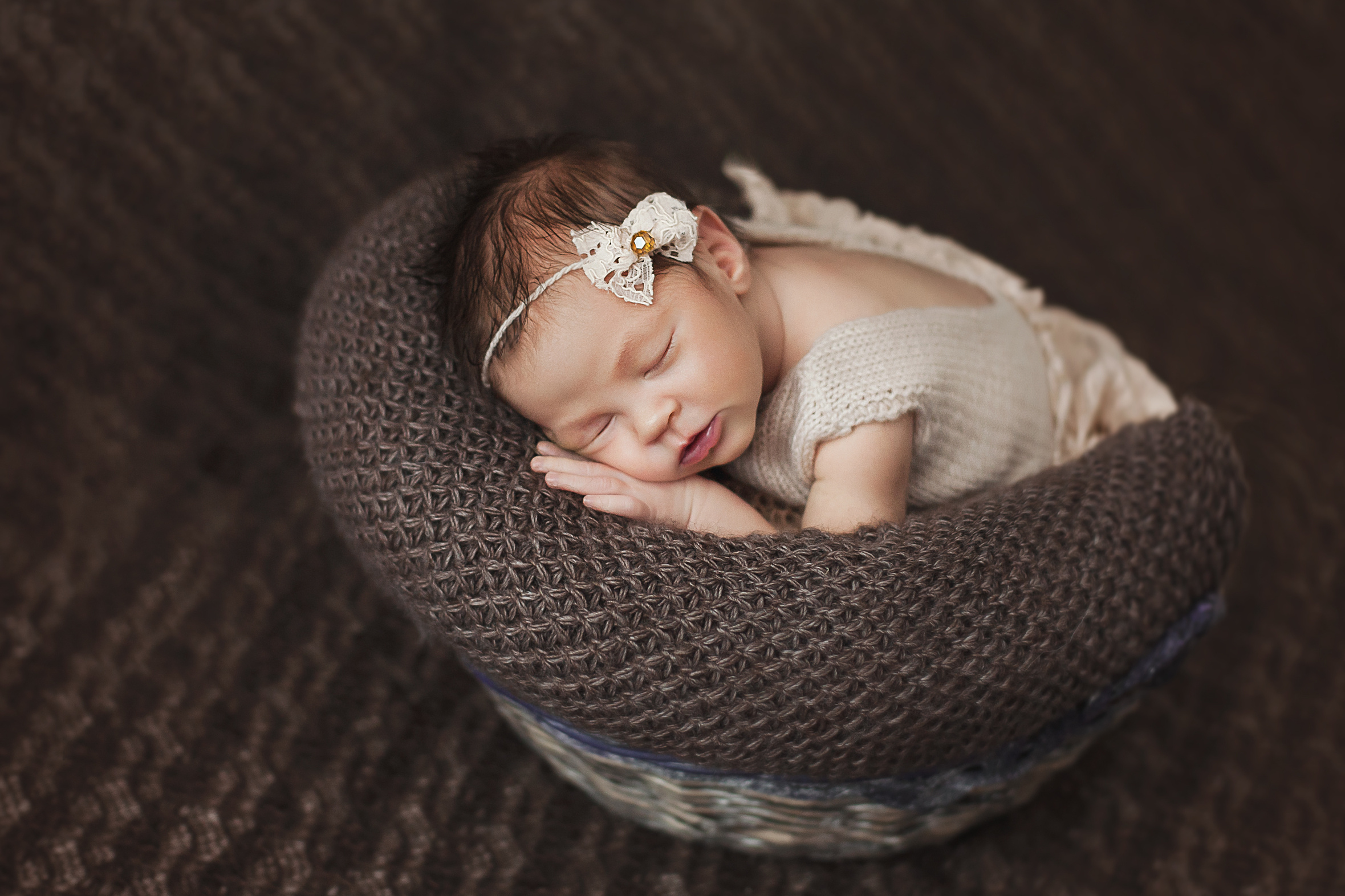 Стоимость фотосессии новорожденного. Фотограф новорожденных в Брянске Анжелика Прохоренкова