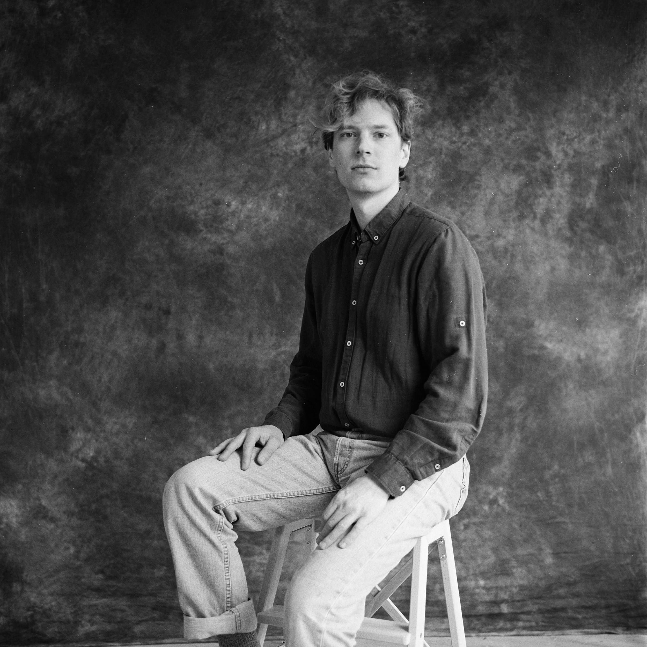 «TELL ME YOUR STORY». Polina Soyref, portrait photographer