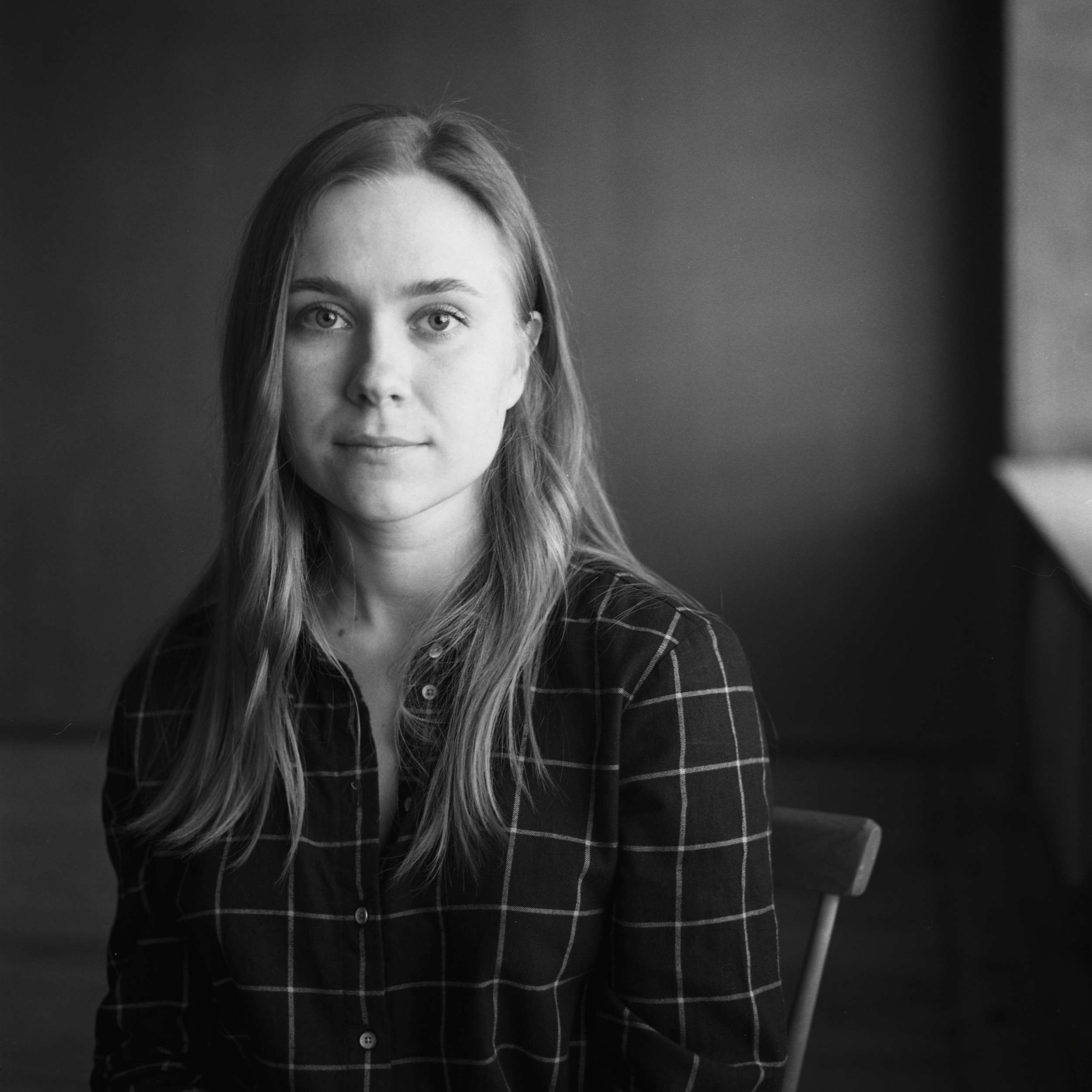 Даша. Полина Сойреф, портретный и документальный фотограф