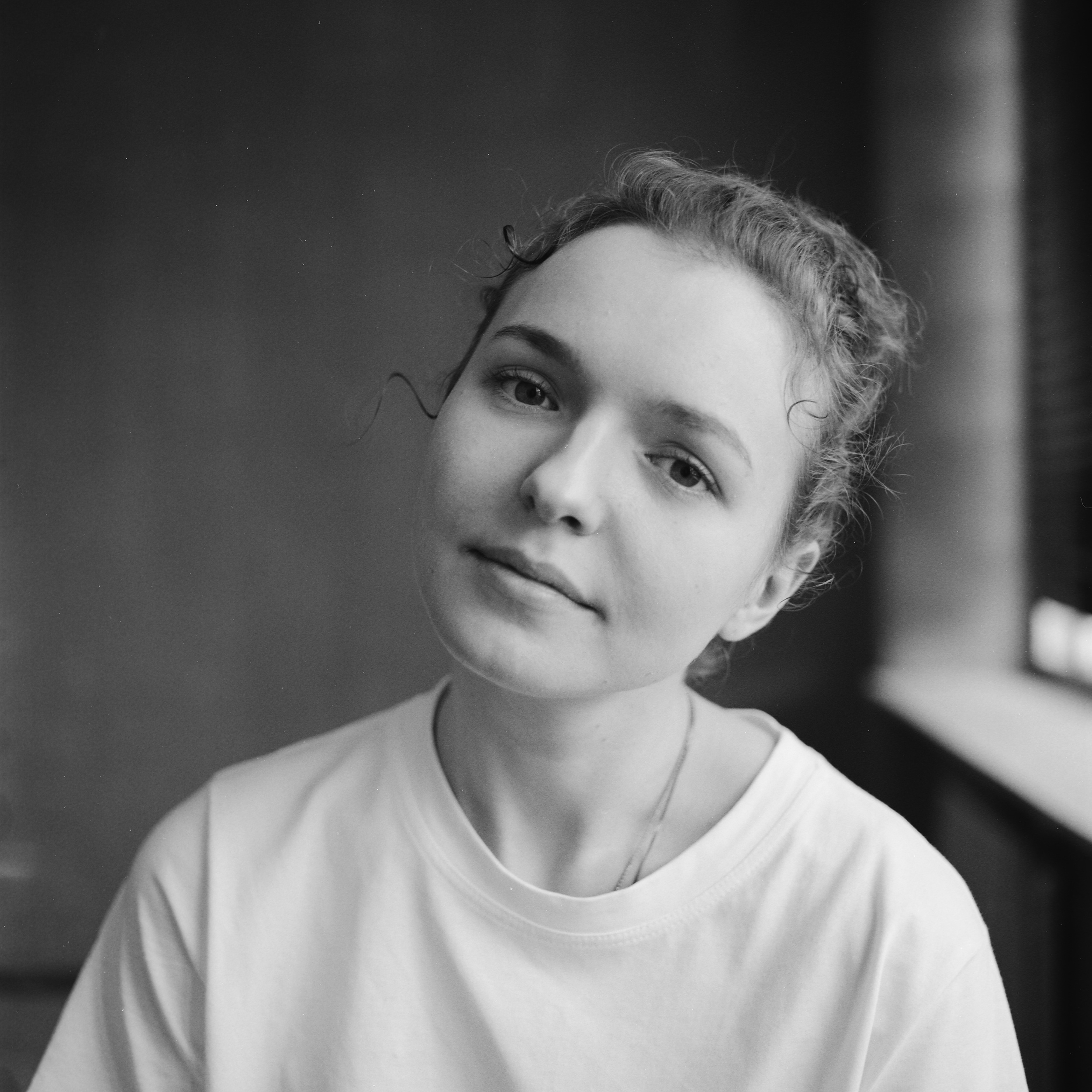 Настя. Полина Сойреф, портретный и документальный фотограф