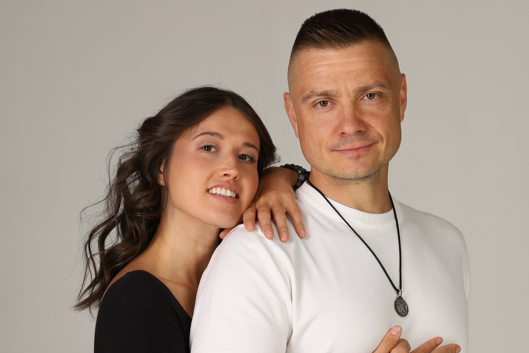 Семейная консультация, улучшить отношения в семье, обрести достойного партнера, проработать отношения, как сохранить отношения, ссоры и конфликты в семье, распределение обязанностей и ролей в семье