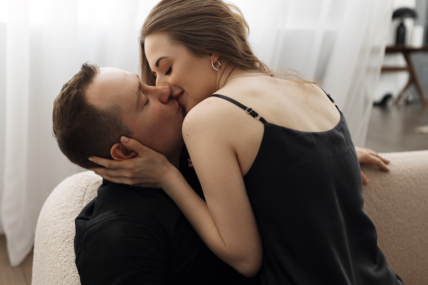 Фотосессия в стиле минимализм, фотосессия женская в фотостудии