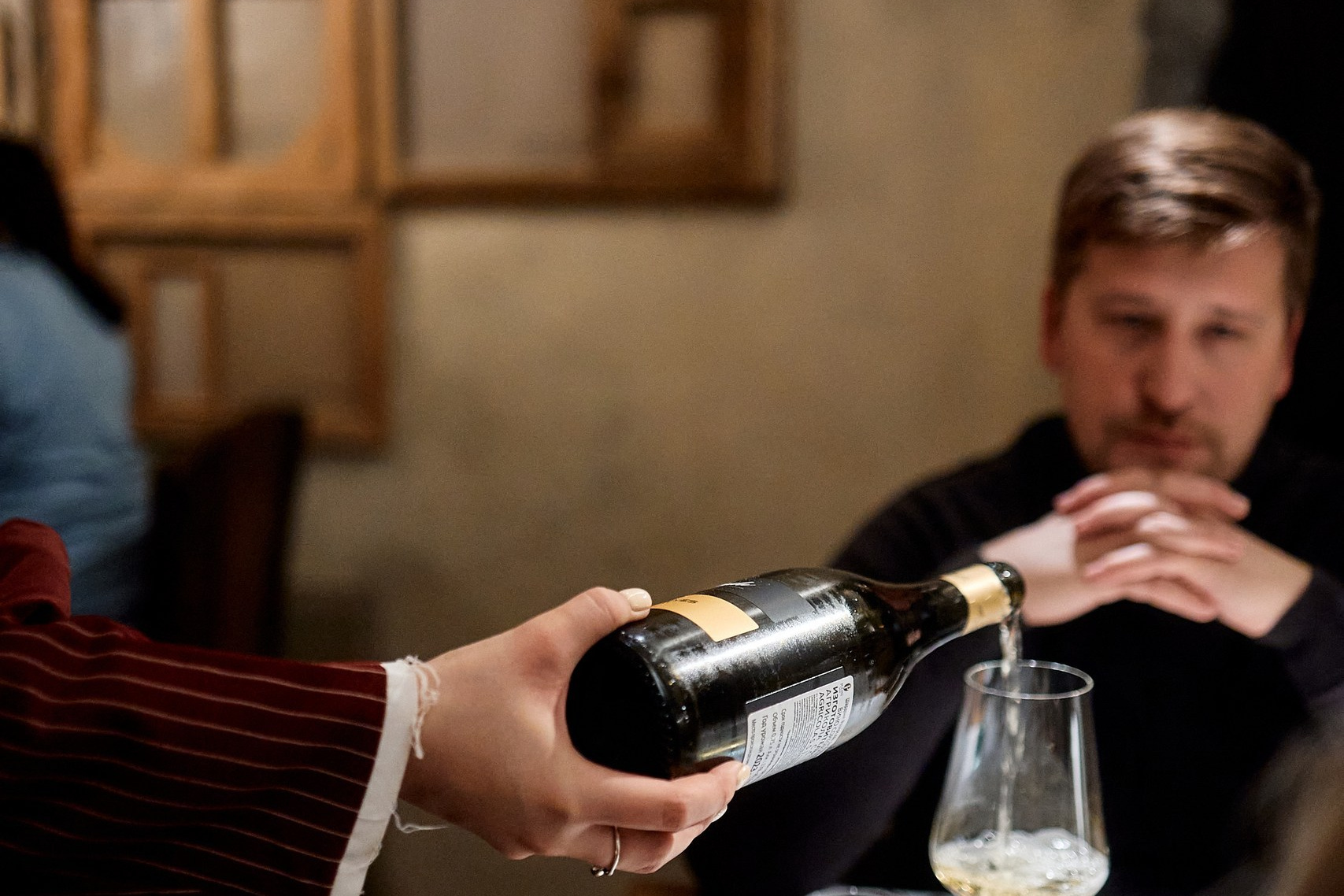 Дегустация 6 образцов элитного вина для тимбилдинга