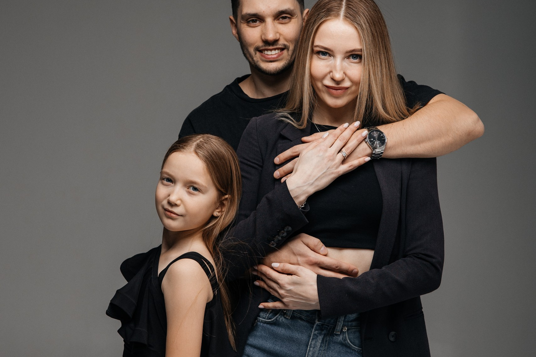 Услуги. Меня зовут Гайдар Искаков. Я живу в Астане и фотографирую свадебные торжества, ивенты, индивидуальные сьемки в Астане, Алматы и Дубае