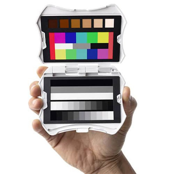 Datacolor, таблица цветов для видеосъемки «Spyder Checkr Video». Фотограф — видеограф в Москве Дмитрий Менделеев