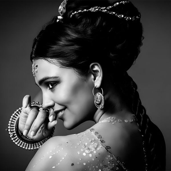 Подарочный сертификат на фотосессию в Краснодаре - создание образа индийской принцессы