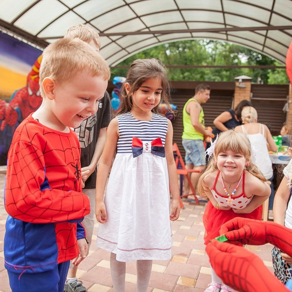 Фотосъемка на Праздник. Фотограф Константин Калачёв