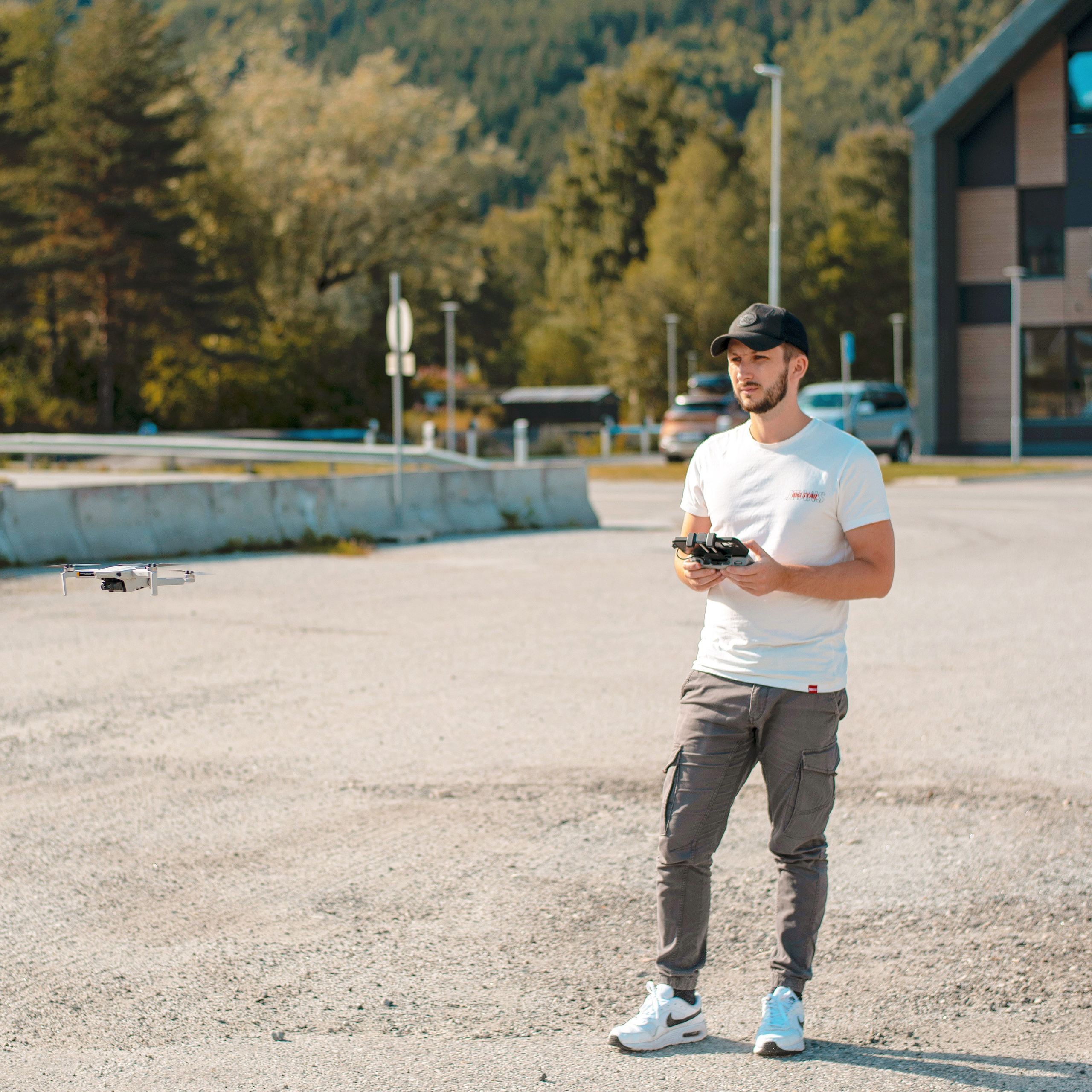 Contact. Wedding photographer