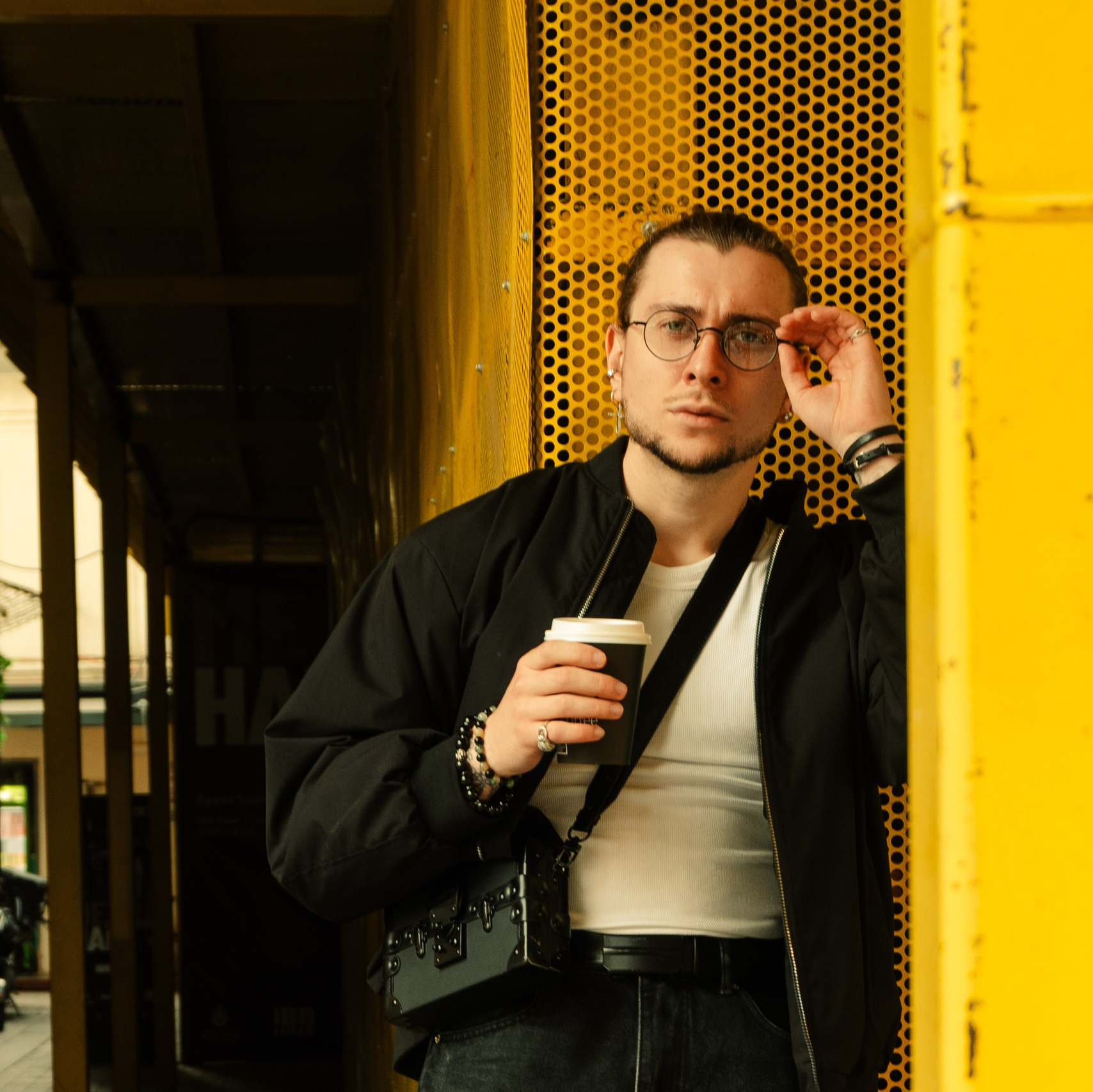 Контакты. Модель Екатеринбург Никита Коршиков