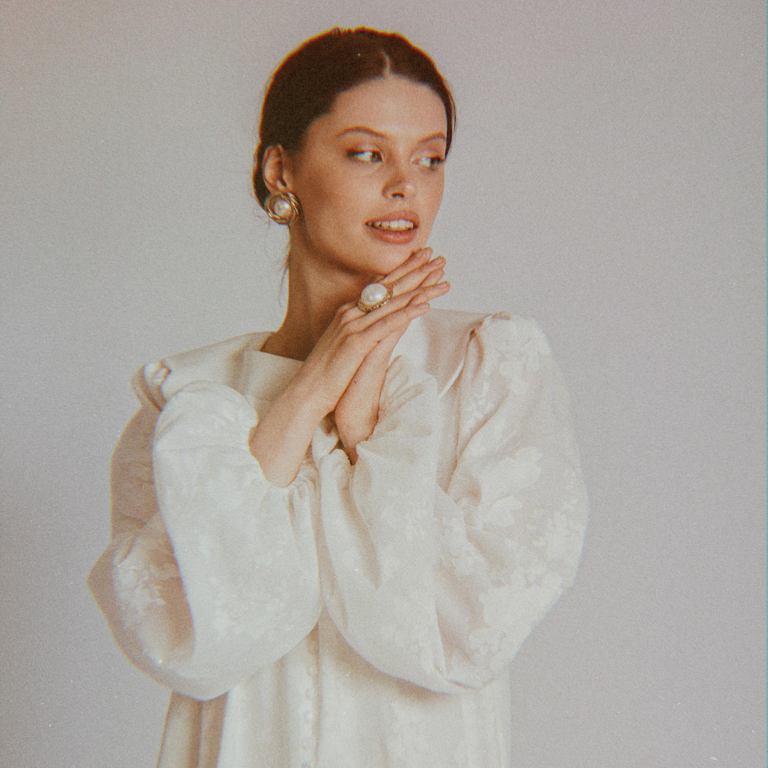 Семейная фотосессия стоимость, свадебная фотосессия цена, съемка лукбу. Свадебный фотограф Москва. Семейный фотограф. Предметная съемка, съемка одежды