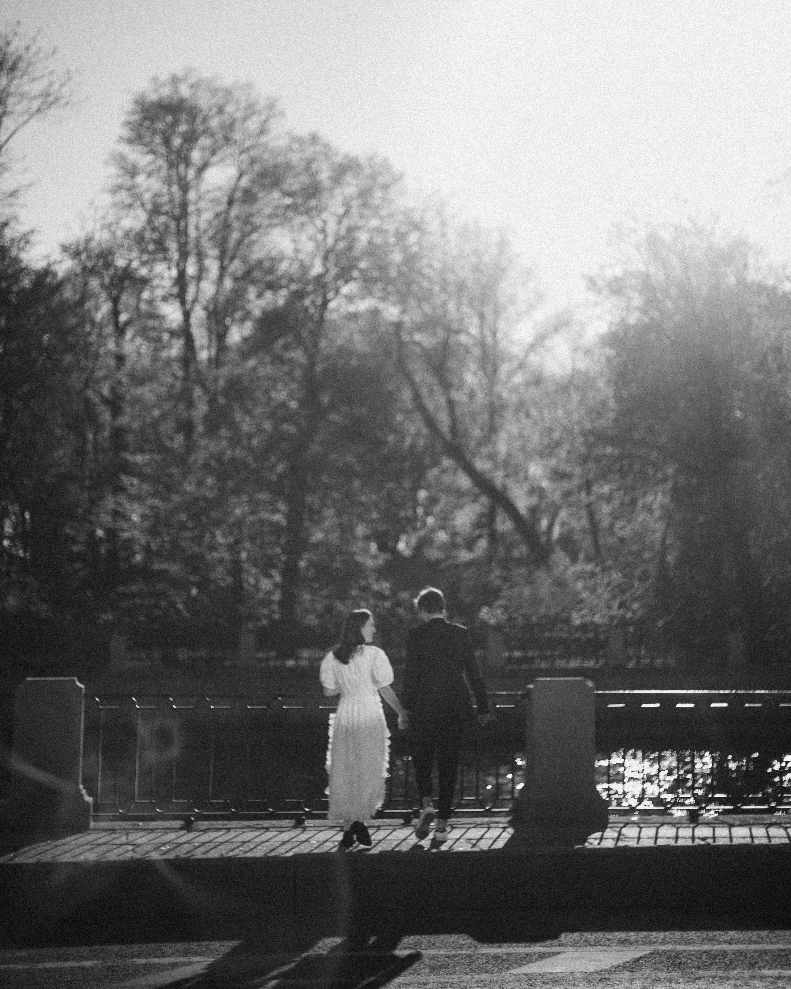 Booking. Elena Raya • Photographer