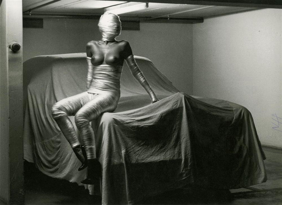 Helmut Newton. Выпускные альбомы, фотограф Денис Зимин в городе Ростове-на-Дону