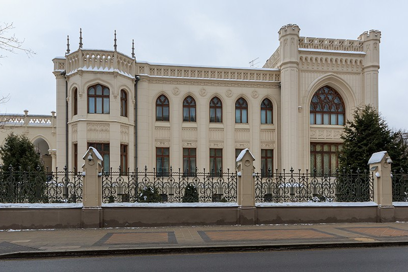 Секретные дворики Москвы. Фото Радости. Свадебный и семейный фотограф в Москве Юлия Самойлова