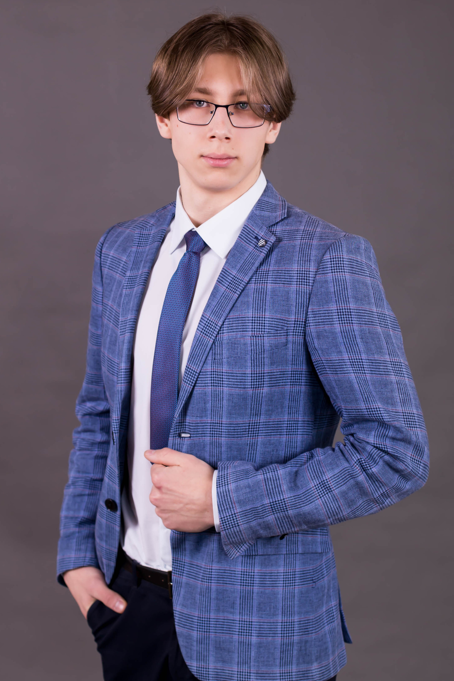 Выпускные альбомы на заказ Нягань (фотокнигиназаказнягань)