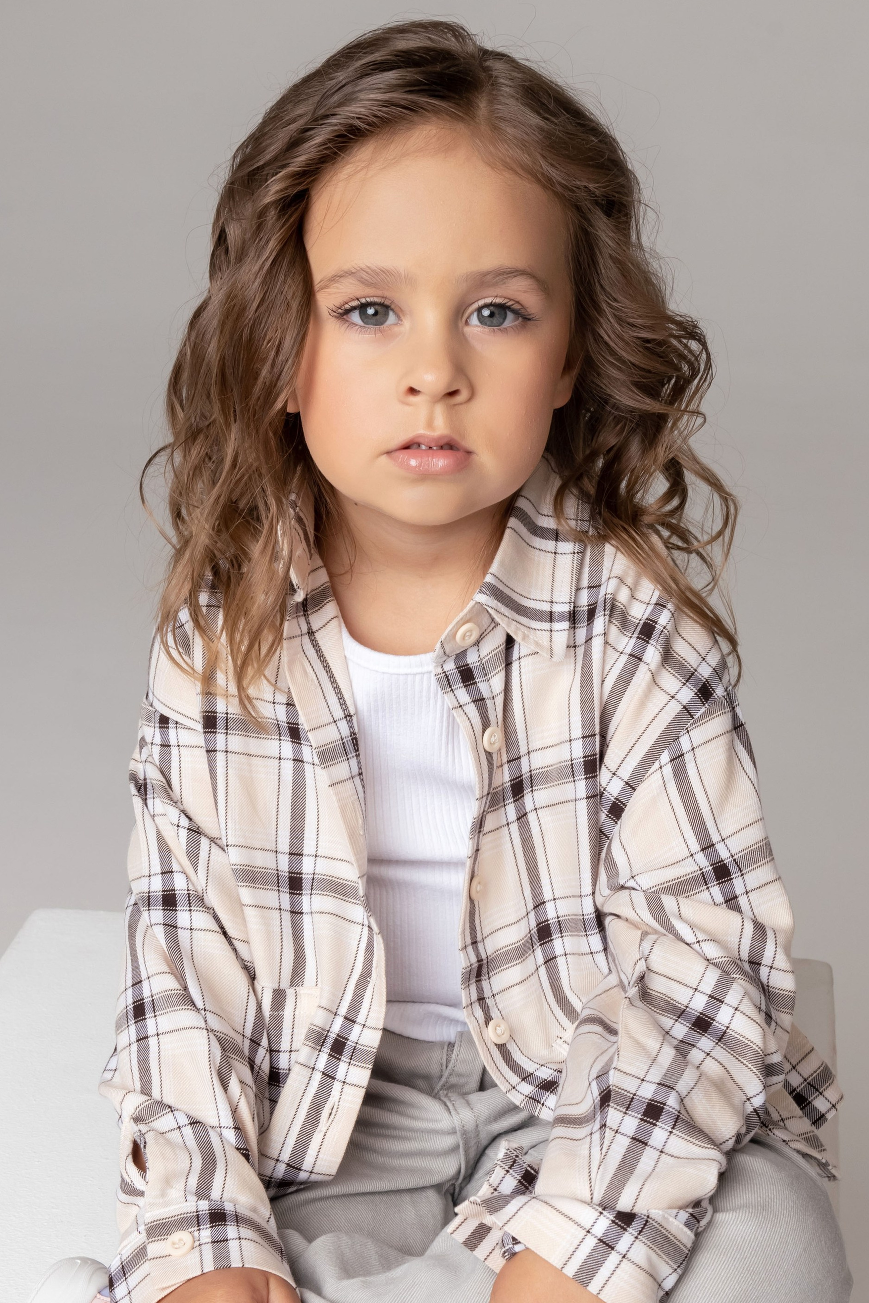 База моделей. Фотограф Полина Закирова