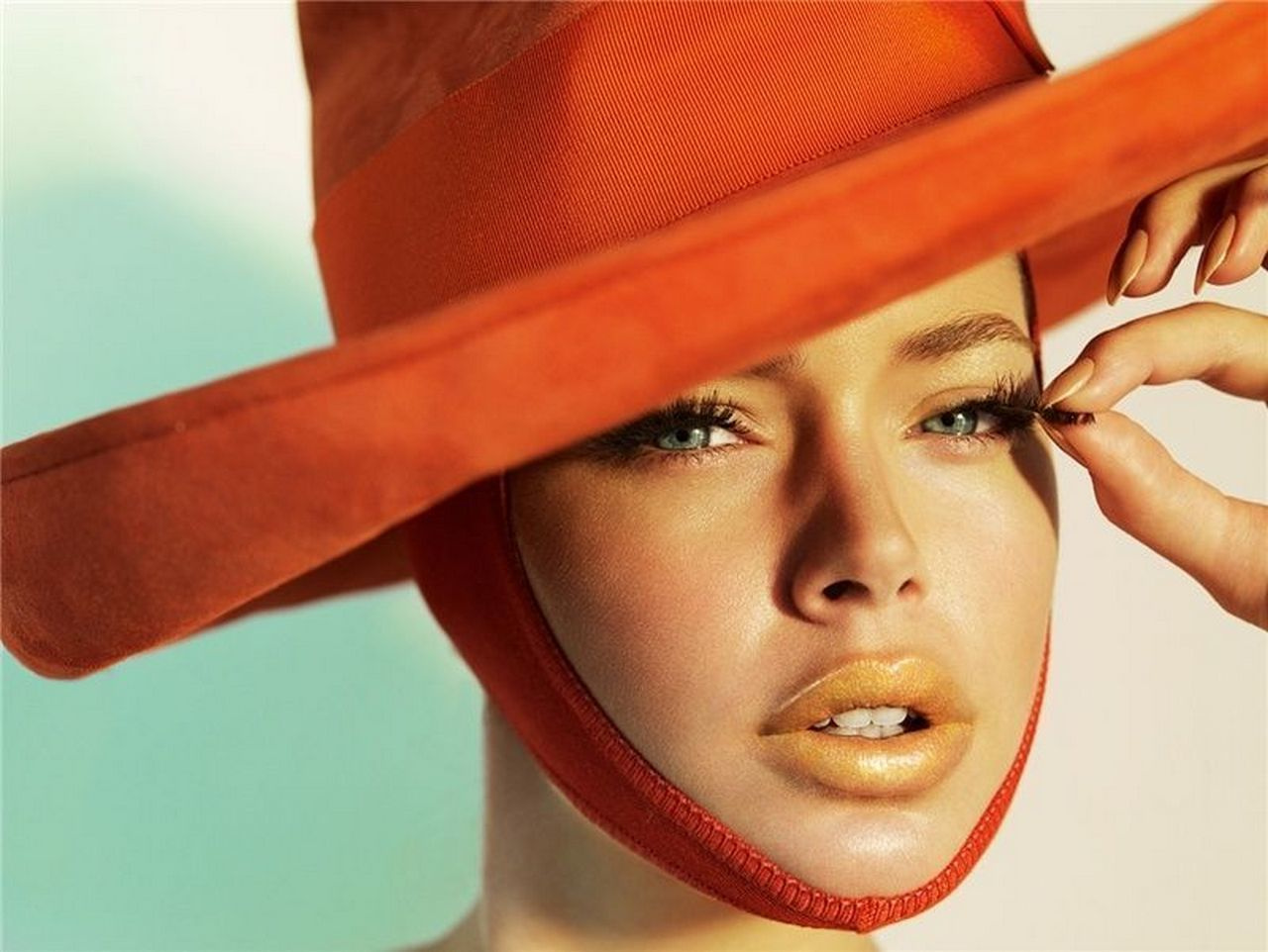 Фотографии знаменитых людей. Выпускные альбомы, фотограф Денис Зимин в городе Ростове-на-Дону