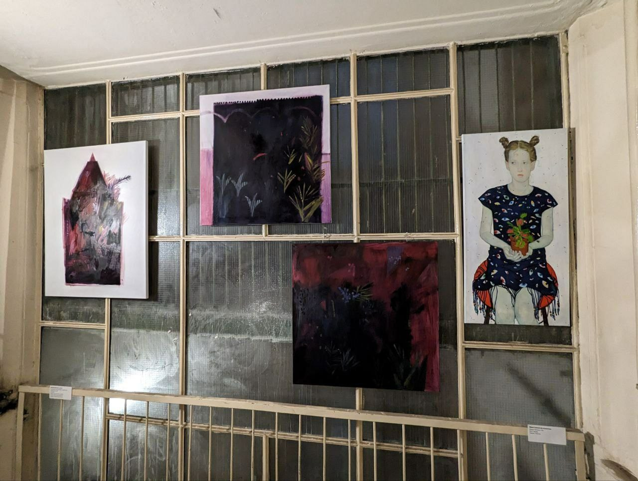 Выставка в парадной: ОРАНЖЕРЕЯ (СПб)