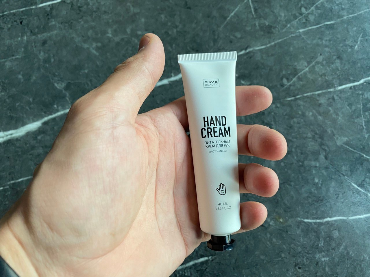 питательный крем для рук HAND CREAM "SPICY VANILLA" от EWA Product