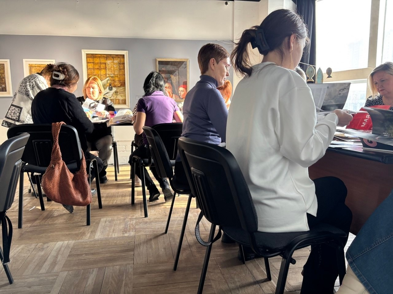 Коллажный клуб «Встречи с собой»: самопознание и творчество. Художник Даля Бучионите