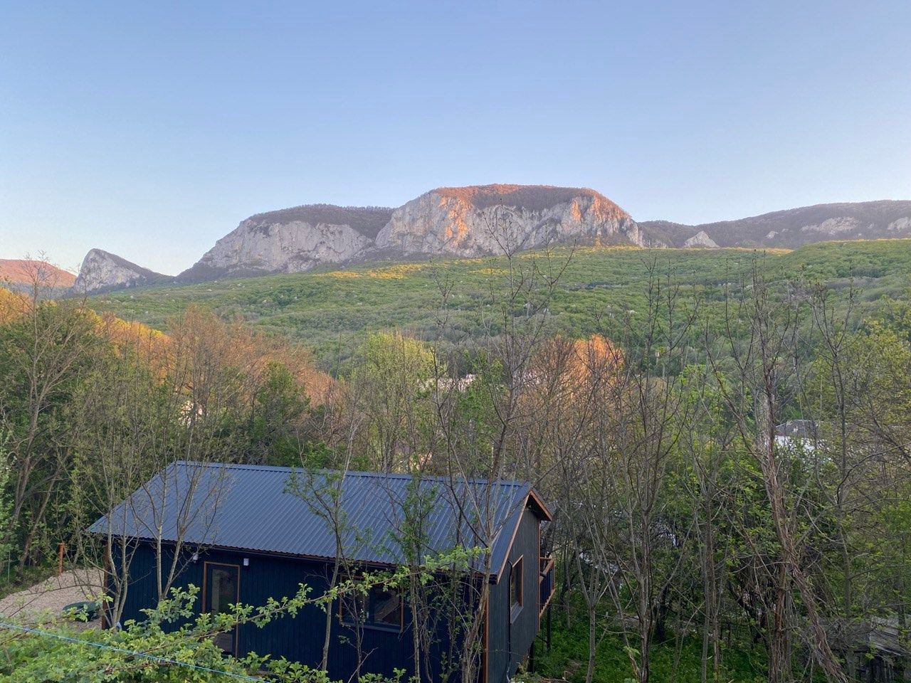 Köz/Гостевой дом. Надя Шумина